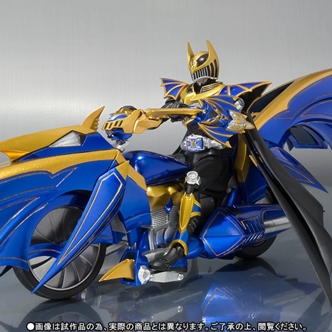 Bandai S.H.Figuarts Knight Survive & Dark Raider SET - Image 2