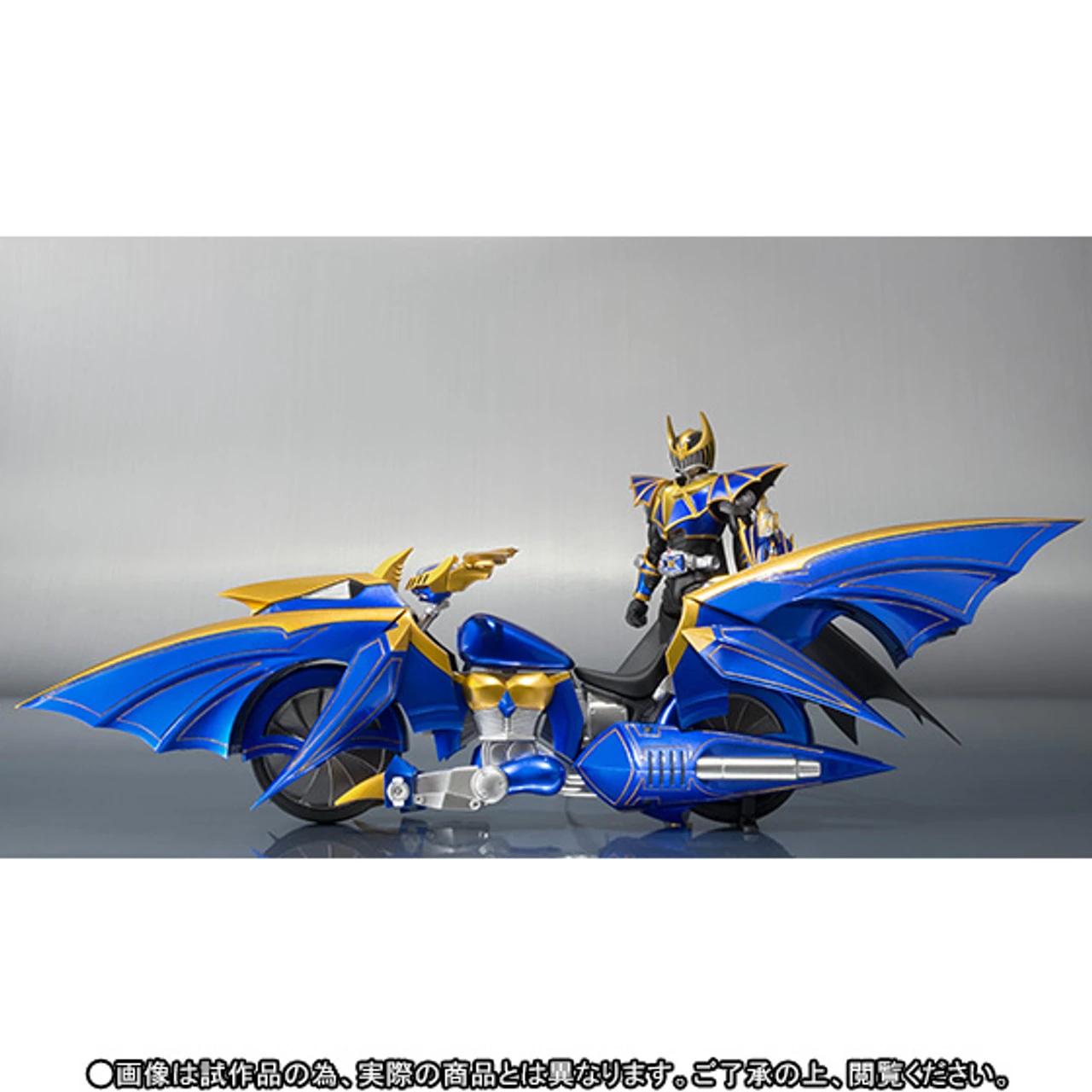 Bandai S.H.Figuarts Knight Survive & Dark Raider SET - Image 5