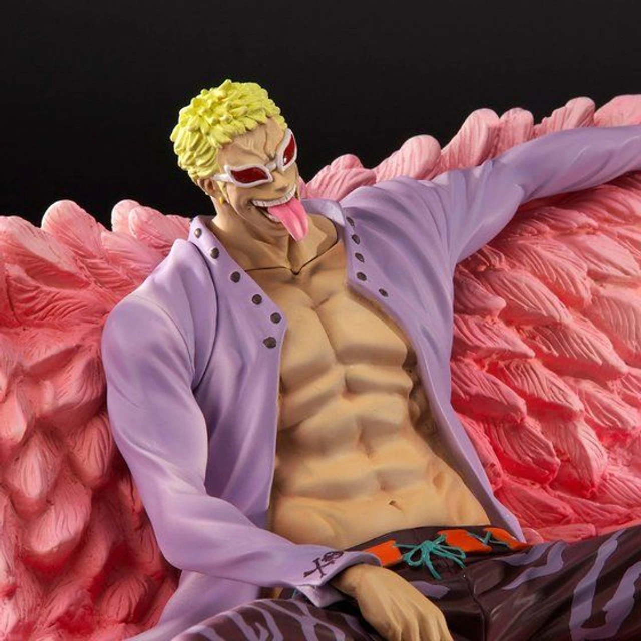Bandai One Piece Archive Collection No 7 Don Quixote Doflamingo PVC Figure (Completed) - Image 6