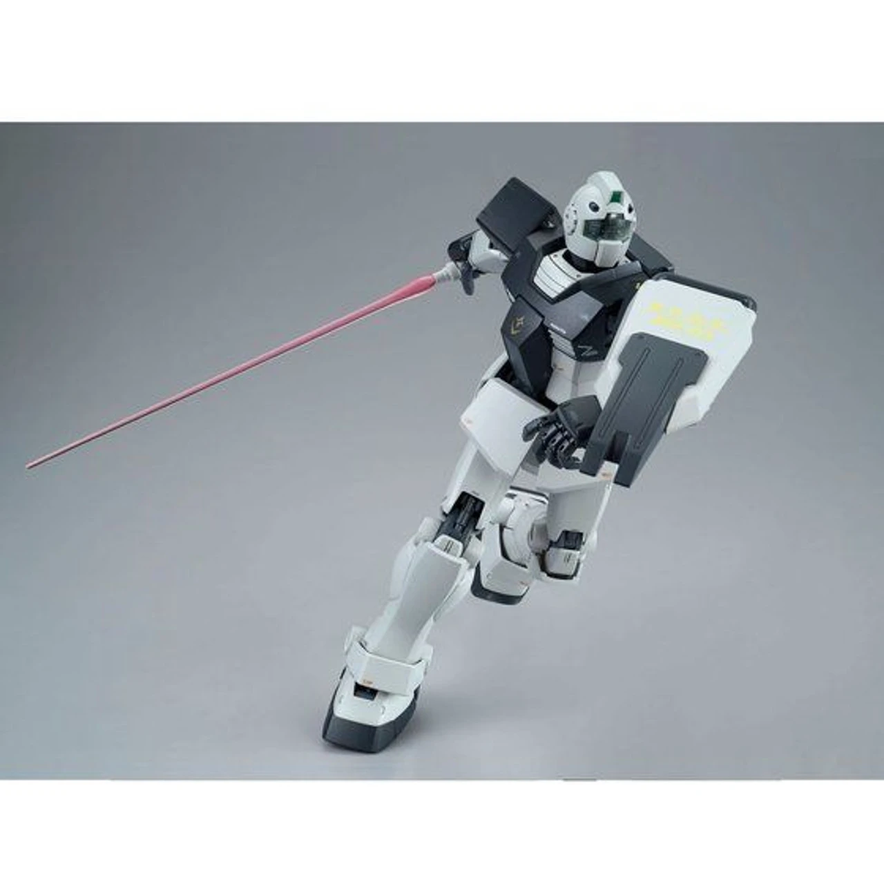 Bandai MG 1/100 RGM-79 GM (White Dingo Colors) Plastic Model - Image 7