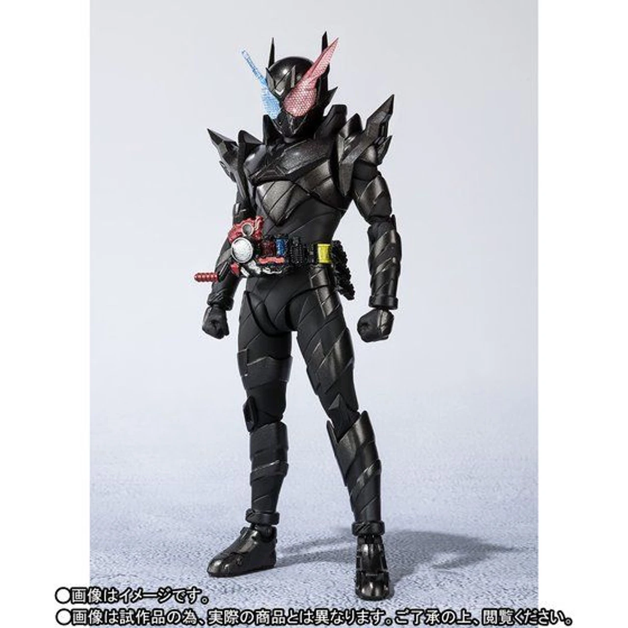 Bandai S.H.Figuarts Kamen Rider Build - Rabbittank Hazard Form Action Figure - Image 3
