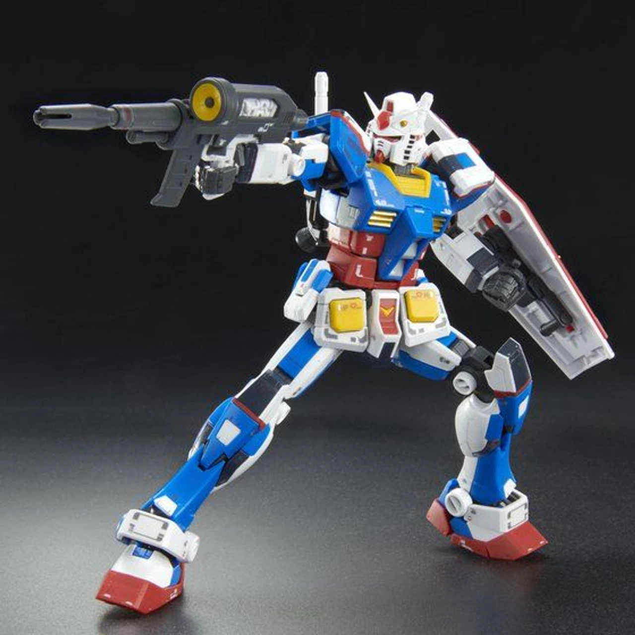 Bandai RG 1/144 RX-78-2 Gundam (Team Bright Custom) Plastic Model ( DEC 2021 ) - Image 4