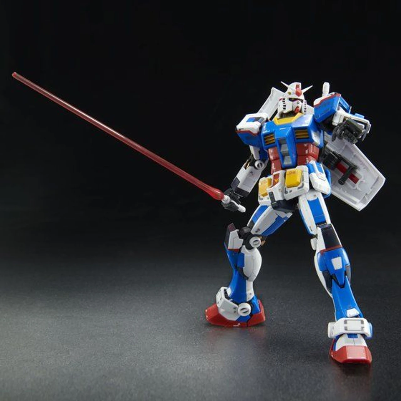 Bandai RG 1/144 RX-78-2 Gundam (Team Bright Custom) Plastic Model ( DEC 2021 ) - Image 5