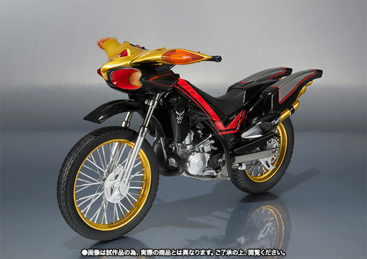 S.H.Figuarts Kamen Masked Rider Kuuga Beat Chaser 2000 Action Figure By BANDAI Premium - Image 2