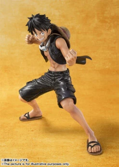 Bandai Figuarts Zero Monkey D Luffy -ONE PIECE FILM GOLD Ver.- PVC Figure