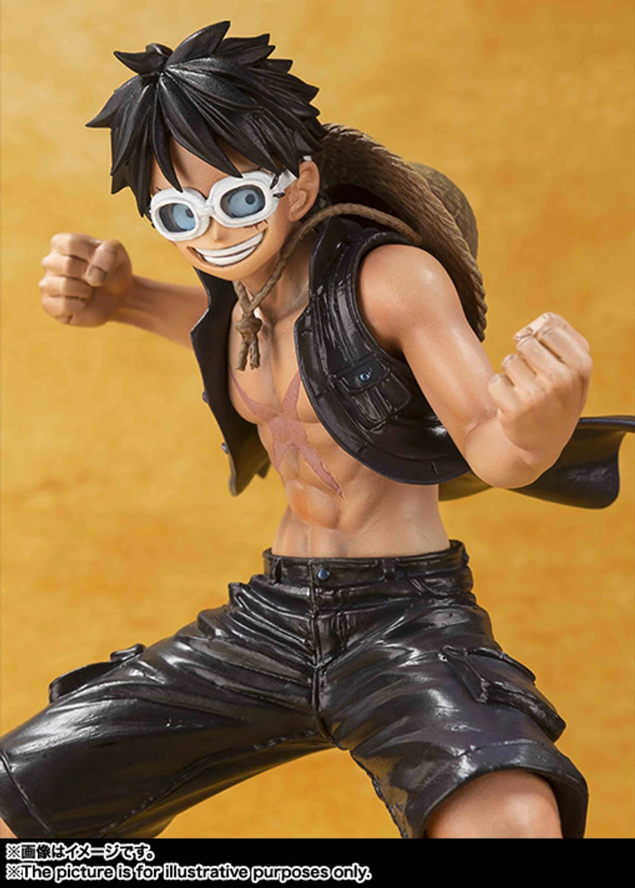 Bandai Figuarts Zero Monkey D Luffy -ONE PIECE FILM GOLD Ver.- PVC Figure - Image 4