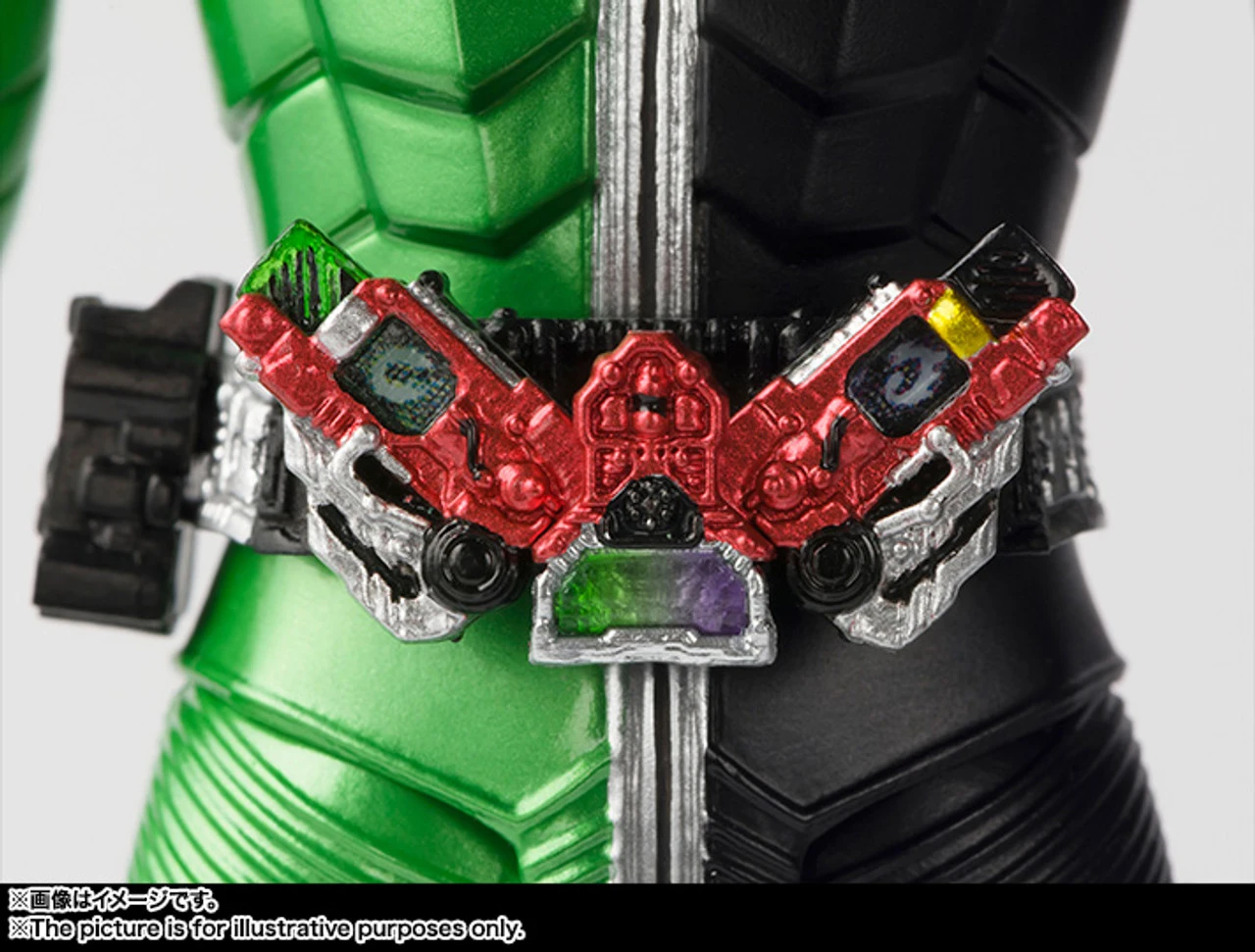 Bandai S.H.Figuarts (Shinkoccou Seihou) Kamen Rider W Cyclone Joker Action Figure - Image 6