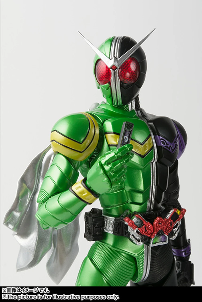 Bandai S.H.Figuarts (Shinkoccou Seihou) Kamen Rider W Cyclone Joker Action Figure - Image 10