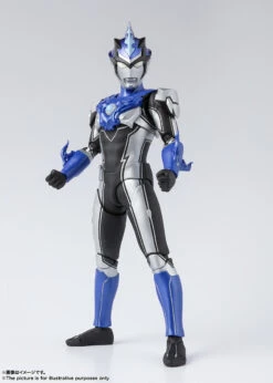 Bandai S.H.Figuarts Ultraman Blu Aqua Action Figure (with Bonus)
